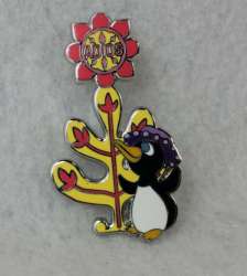 16156 - It's A Small World Mystery Collection - Goodbye - Penguin - Adios alternate image