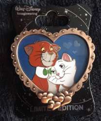 15412 - Valentine's Day 2019 - Duchess and O'Malley Heart - Walt Disney Imagineering alternate image