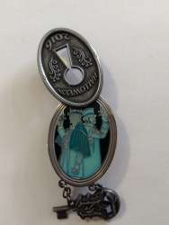 Haunted Mansion Lock & Key: Dueling ghosts