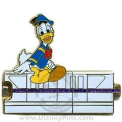 37909 - Gold Card Collection - Purple Monorail - Donald Duck - Walt Disney World alternate image