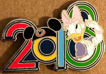45537 - 2018 Year/Dated Mystery Collection - Daisy Duck alternate image