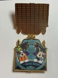 38105 - Club 33 - Haunted Mansion 2018 - Disneyland Resort alternate image