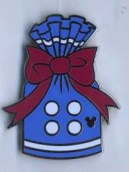 2019 Hidden Mickey - Character Presents - Donald Duck - MLT