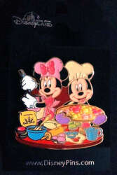 'Mickey and Minnie - HKDL'