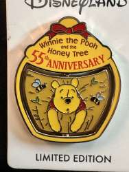 Winnie the Pooh in Honey Pot Spinner