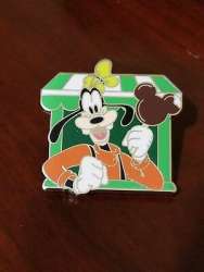 Delicious Disney Trading Starter Set - Goofy with Ice Cream ONLY - WDW