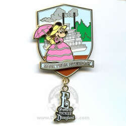 Minnie Mouse Mark Twain Riverboat