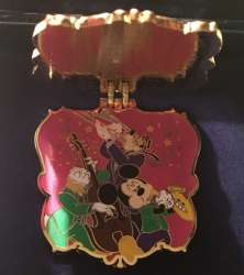 15289 - Mardi Gras - Club 33 Mickey, Donald and Goofy - Disneyland Resort alternate image