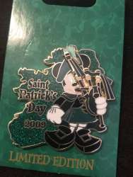 St. Patrick&#039;s Day - 2009 - Mickey with Bagpipes - MLT