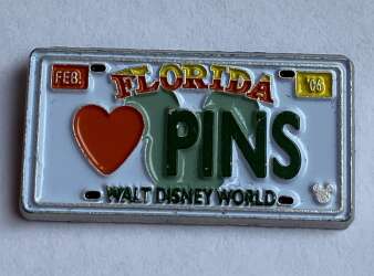40331 - Cast Lanyard Collection IV - Florida License Plates - Heart (Love) Pins - Walt Disney World alternate image