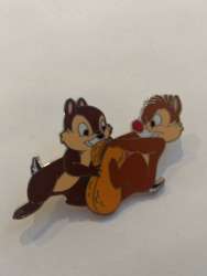 40456 - Chip & Dale Opening a Peanut - Disneyland Resort Paris alternate image