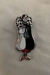 40469 - Monogram International Inc (M.I.I.) - Cruella de Vil with Teal Bag - Disney Licensed alternate image