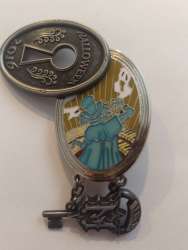 40499 - Halloween 2016 - Haunted Mansion Lock & Key: Organ ghost - Walt Disney World alternate image