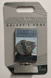 25268 - Star Wars Galaxy's Edge - Annual Passholder Exclusive - Cleared For Landing 2019 - Disneyland Resort alternate image