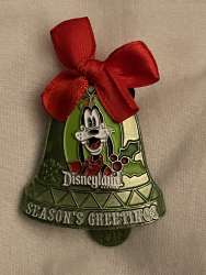 41047 - Disneyland Holiday Bells 2012 - Goofy - Disneyland Resort alternate image