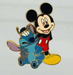 25647 - Mickey Mouse and Friends - 4 Pin Booster Collection - Stitch alternate image