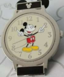 2019 Hidden Mickey - Disney Watches - Mickey Mouse - DLR
