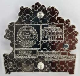 41820 - EPCOT International Flower & Garden Festival 2021 - Donald and Daisy Topiaries - Walt Disney World alternate image