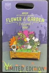 41820 - EPCOT International Flower & Garden Festival 2021 - Donald and Daisy Topiaries - Walt Disney World alternate image