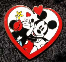 Mickey Mouse and Minnie Mouse Kissing in Heart - DLP