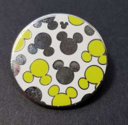 17300 - WDW Hidden Mickey Series 2010: Brights Watches Collection - Silver and Green - Walt Disney World alternate image