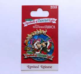 42460 - Osborne Family Spectacle of Dancing Lights - 2013 - Minnie and Mickey on Streets of America - Walt Disney World alternate image