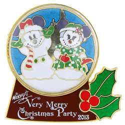 Mickey and Minnie Snow Globe