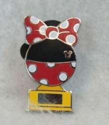 25537 - 2019 Hidden Mickey - Trophies - Minnie Mouse - Disneyland Resort alternate image