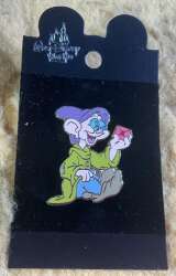 42520 - The Seven Dwarfs - Dopey Sitting with Jewels over his Eyes. alternate image