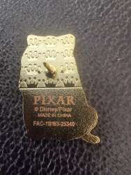 42826 - Loungefly - Pixar Ratatouille Blind Box Pin - Remy Holding Cheese (CHASER) - Loungefly alternate image