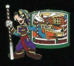 'Tokyo DisneySea Lands - Mediterranean Harbor - Gondolier Goofy - TDR'