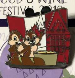 26842 - EPCOT International Food & Wine Festival 2019 - Mystery Collection - Chip & Dale in Canada - Walt Disney World alternate image