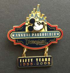 28133 - Passholder Exclusive - Fifty Years Collection - 1955-2005 - Mickey Mouse - Disneyland Resort alternate image
