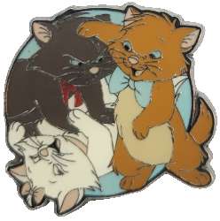 43615 - Hot Topic - Disney - Marie, Berliz, Toulouse - Loungefly alternate image