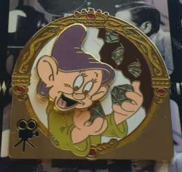 28246 - Walt's Classic Collection - Dopey - Disneyland Resort alternate image