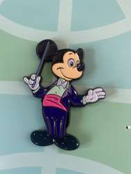 45079 - D23 Exclusive Walt Disney World 50th Anniversary - Maestro Mickey - Disney Fan Club alternate image