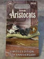 44174 - Aristocats 50th Anniversary - Marie, Berlioz, and Toulouse alternate image