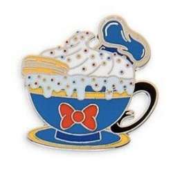 28542 - Happy Holiday Hot Cocoa Mystery Collection - Donald Duck alternate image