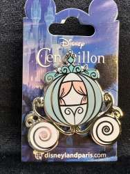 44690 - Cinderella Coach - Disneyland Resort Paris alternate image