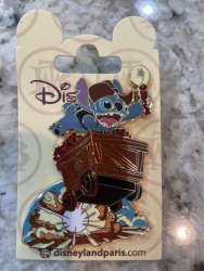 Big Thunder Mountain - Stitch on Big Thunder Mountain Railroad - DLP