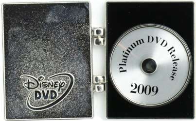 29169 - Platinum DVD Release - Pinocchio alternate image