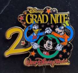 45451 - Grad Nite - 2000 - Mickey, Goofy, and Donald - Walt Disney World alternate image