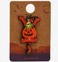 Tigger in Pumpkin costume