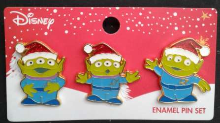 28846 - BoxLunch - Holiday - Little Green Men in Santa Hats - Loungefly alternate image