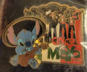 45612 - Cinco de Mayo - Cinco de Mayo 2006 Stitch with Mariachi Band - Walt Disney World alternate image