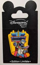 29079 - Walt Disney Studios Stitch Invasion Series - Stitch Usher at Cinema - Disneyland Resort Paris alternate image