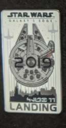 29950 - Galaxy's Edge Club 33 - Millennium Falcon Landing - Walt Disney World alternate image
