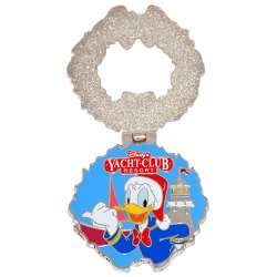 47032 - Resort Holiday Collection 2016: Jeweled Wreaths - Yacht Club - Donald Duck - Walt Disney World alternate image