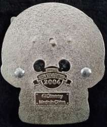 '2004 Dated Year Pins - Sorcerer Mickey Holding 2004 - DLR'