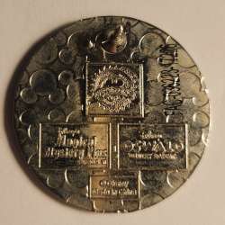 Magical Mystery Pins Series 11 - Oswald Playing Banjo - MLT